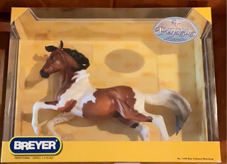 Pre-Owned #1300 Bay Tobiano Mustang Breyer Model Horse