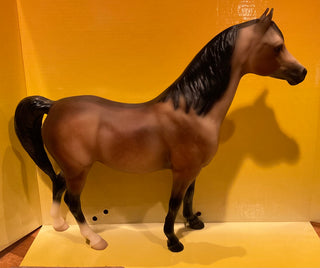 Pre-Owned Banat Er Rih Proud Arabian Mare Breyer Model Horse