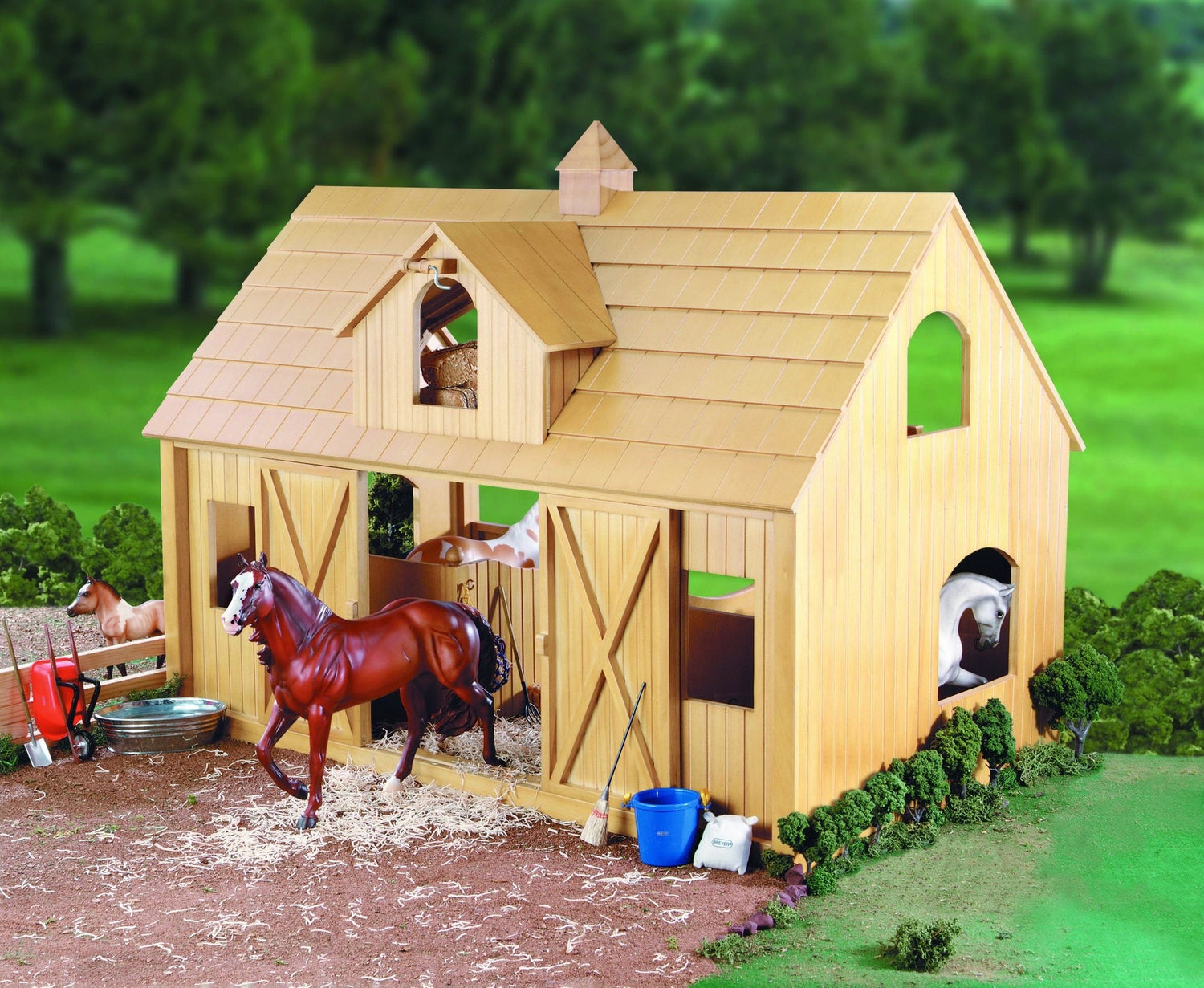 Breyer Barns and Accessories
