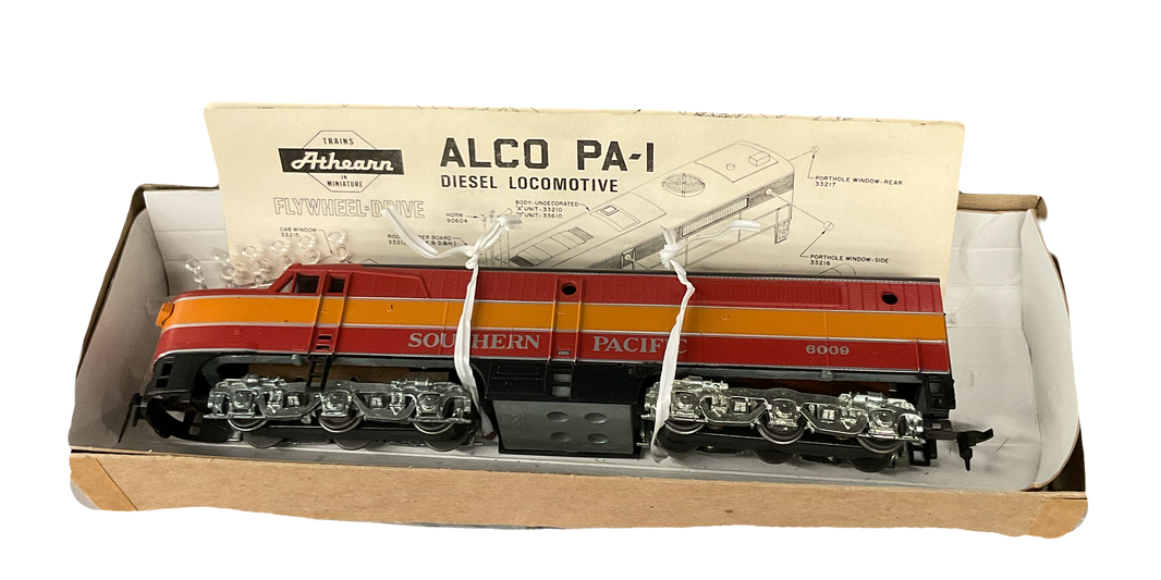 HO Scale | Athearn Diesel Locomotive