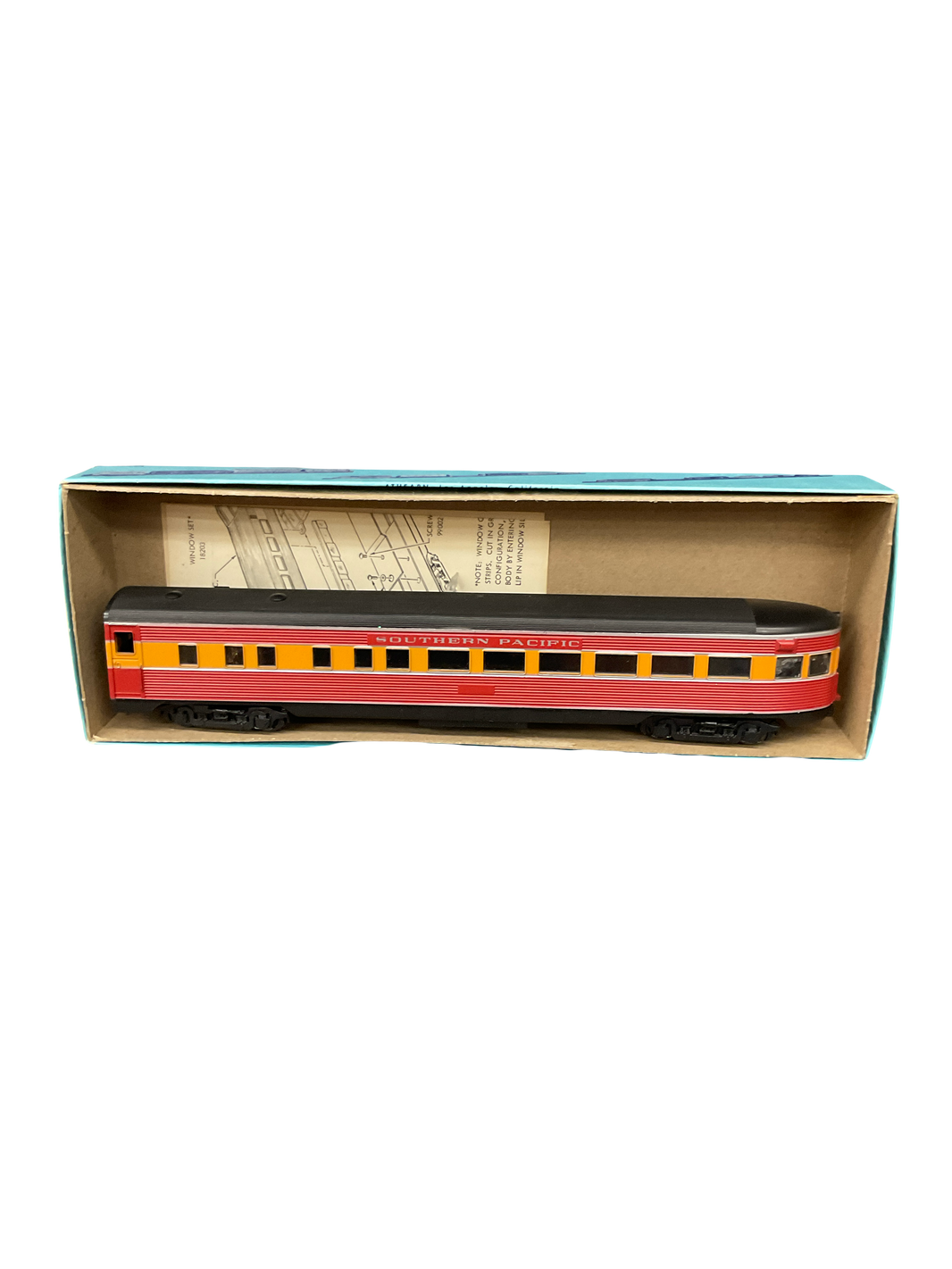 HO Scale | Southern Pacific Streamliner Coach