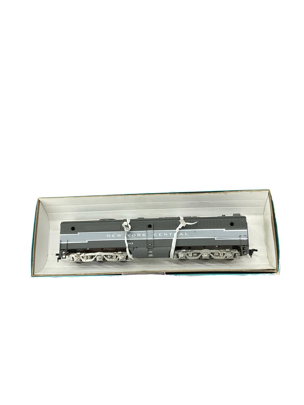 HO Scale | NY Central Powered Diesel B Unit