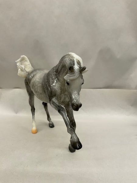 Breyer The Edge of Glory | Glossy | B-BF-10093