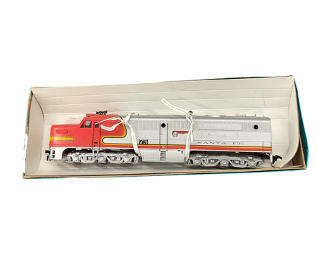 HO Scale | Athearn Diesel Locomotive | Runs
