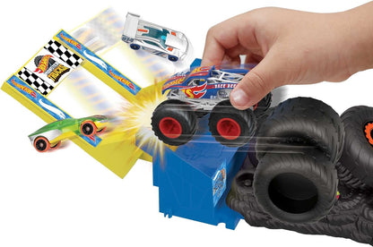 Hot Wheels Monster Truck Arena | Smash Race Challenge