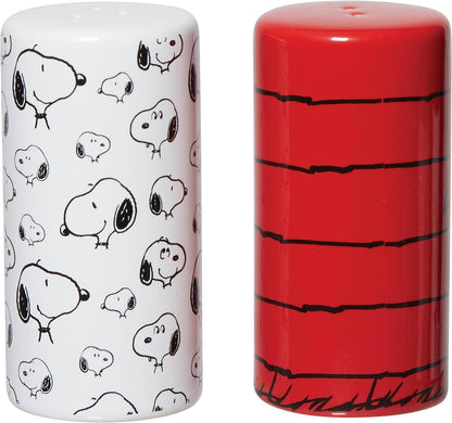 Peanuts Snoopy Faces and Dog House Salt and Pepper Set