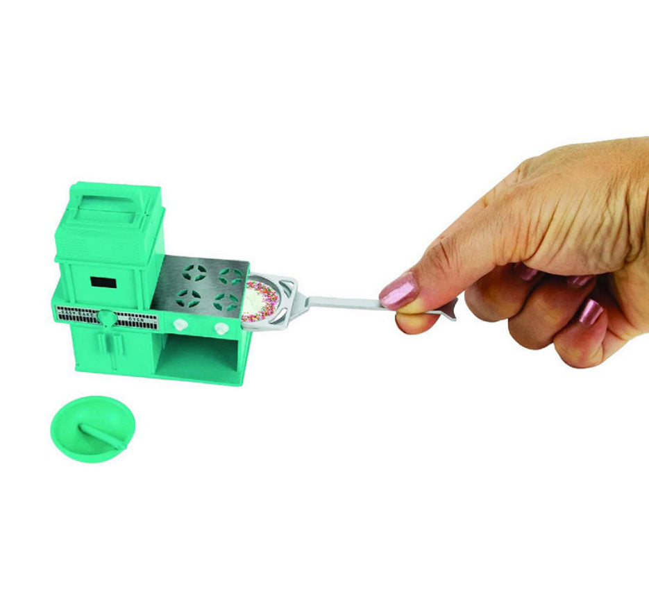 Worlds Smallest Easy-Bake Oven