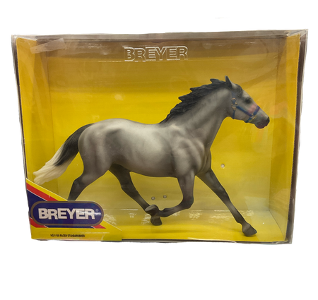Pre-Owned #1150 Pacer Standardbred Breyer Model Horse