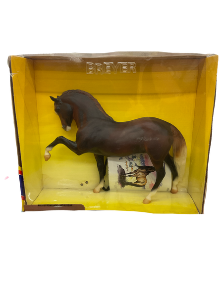 Preowned Breyer Model Horse | No. 918 Promenade