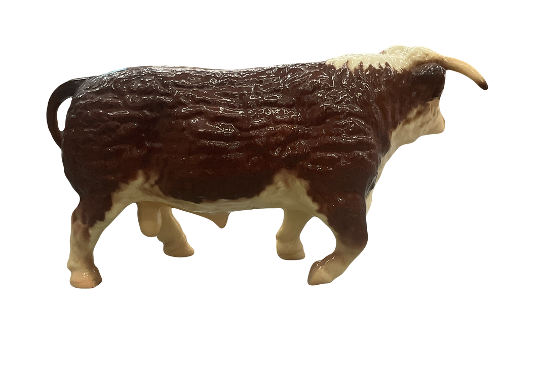 Pre-Owned Horned Hereford Bull | Breyer Model Horse Animals