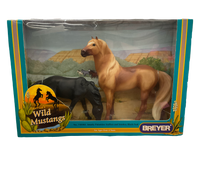 Preowned Breyer Model Horse Set | No. 750302 Smutty & Smokey
