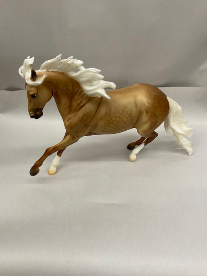2025 Breyerfest Special Run | Future Is Bright
