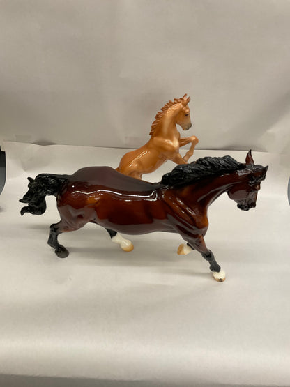 2025 Breyerfest Special Run | Good Times and Great Friends Set of 2