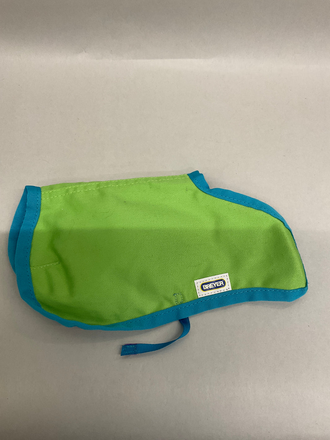 Pre-Owned Breyer Reversable Purple and Green Blanket
