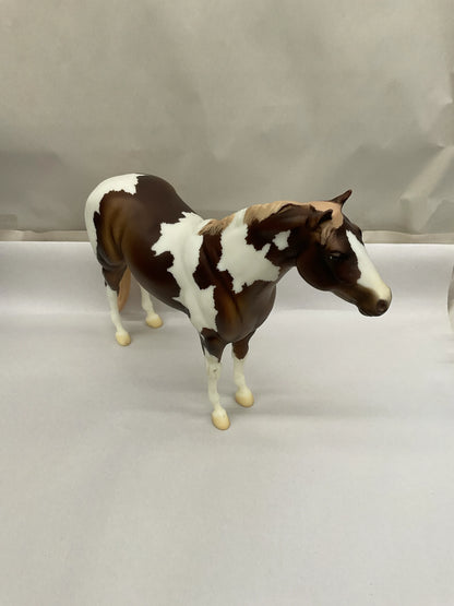 Pre-Owned | Treasured Moves Paint Performance Horse | Long Tail Version | #1275 | No Box