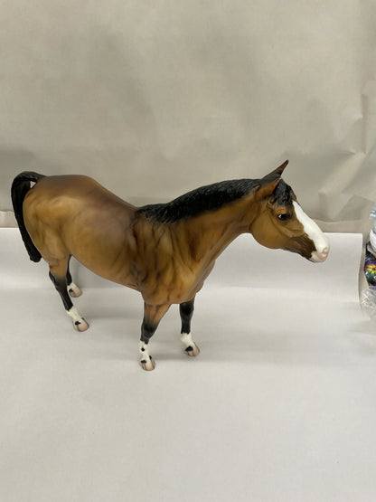 Pre-Owned | Passport to Model Horse Collecting: Trakehner | #1299 | No Box