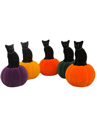 180 Degrees Flocked Pumpkin with Black Cat
