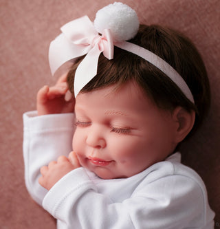 Estrella Estuche Realistic Baby Doll