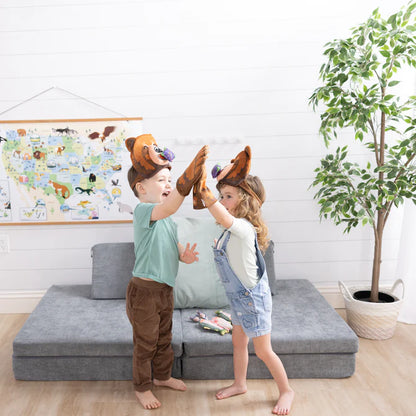 Yellowstone Grizzly Bear Games Play Set