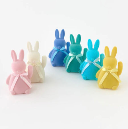 Howdy Hop-Hop Waving Bunny