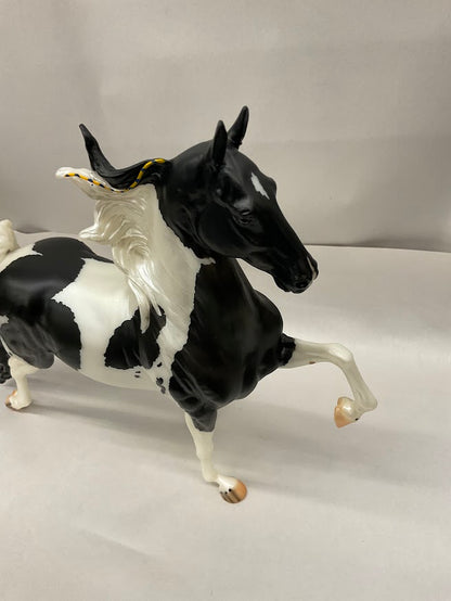 Pre-Owned 2023 Breyerfest Stagecoach Surprise | Black and White Tobiano Pinto - Matte | No Box