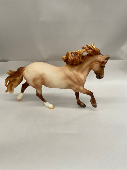 Breyer Rapunzel | 2022 Special Run | 711533 | No Box