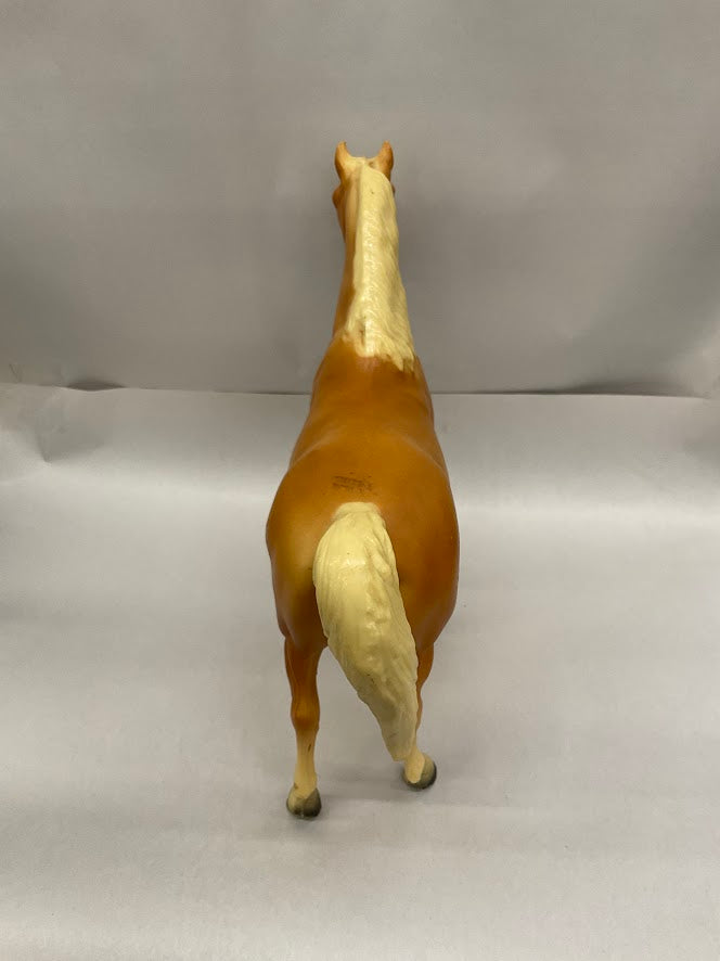 Pre-Owned Breyer Family Arabian Mare (Palomino) | No Box
