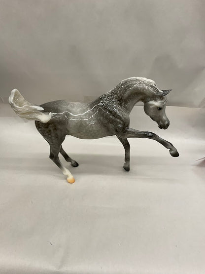 Breyer The Edge of Glory | Glossy | B-BF-10093