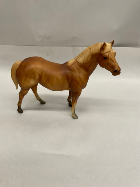 Pre-Owned Breyer | Quarter Horse Stallion "Family" | No Box