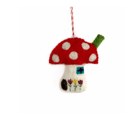 Felt Ornaments4 Orphans
