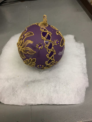 Peter’s Seasons 10cm Purple and Gold Ornament