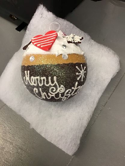 Peter’s Seasons 10cm Merry Christmas Treats Ornament