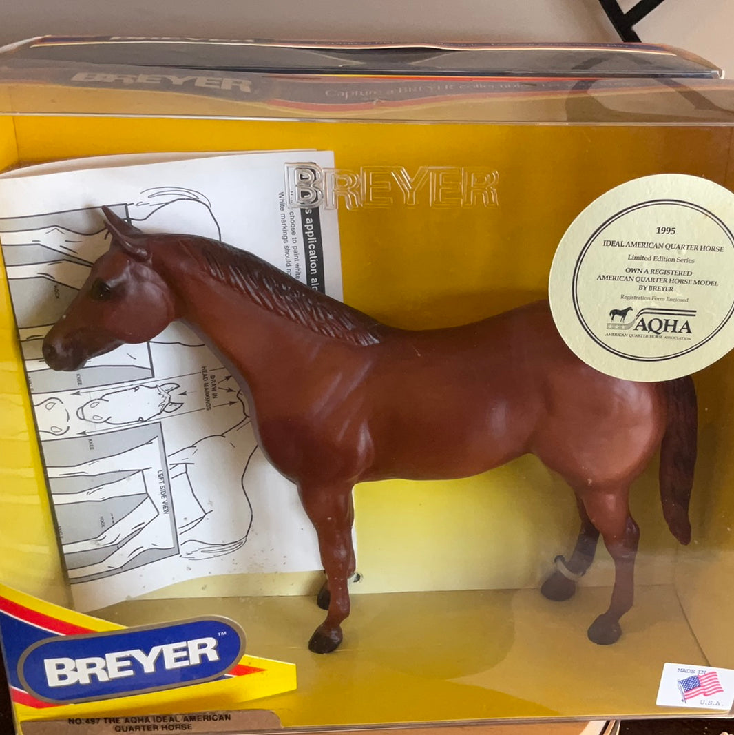 Preowned Breyer Model Horse #497 The AQHA Ideal American Quarter Horse