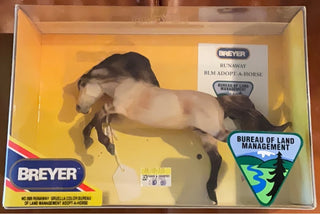 Pre-Owned #989 Runaway Gruella Breyer Model Horse