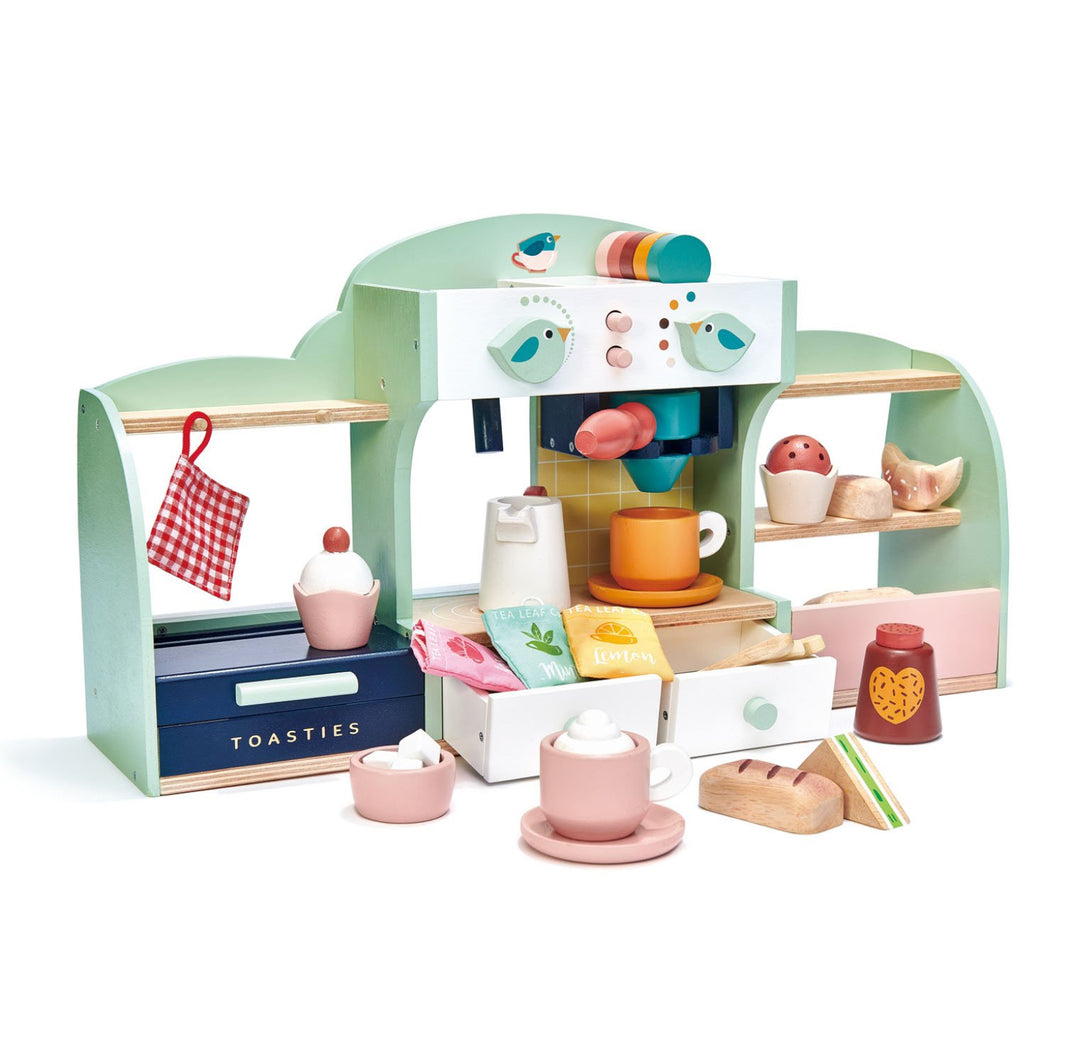 Wooden Bird’s Nest Café