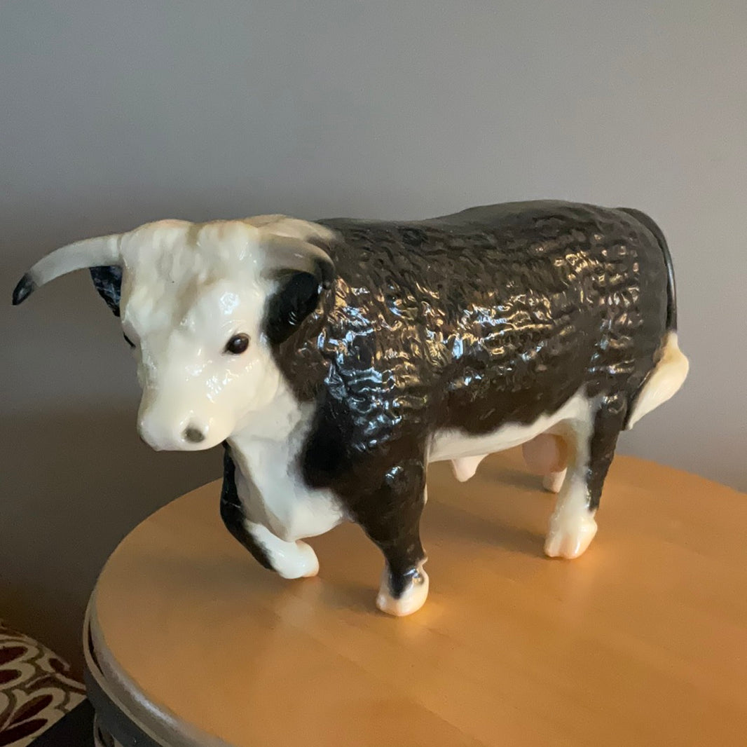 Estate Pre-Owned Breyer Walking Hereford Bull | Breyer Model Animals
