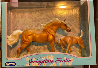 Pre-Owned #720115 Springtime Frolic Breyer Model Horse