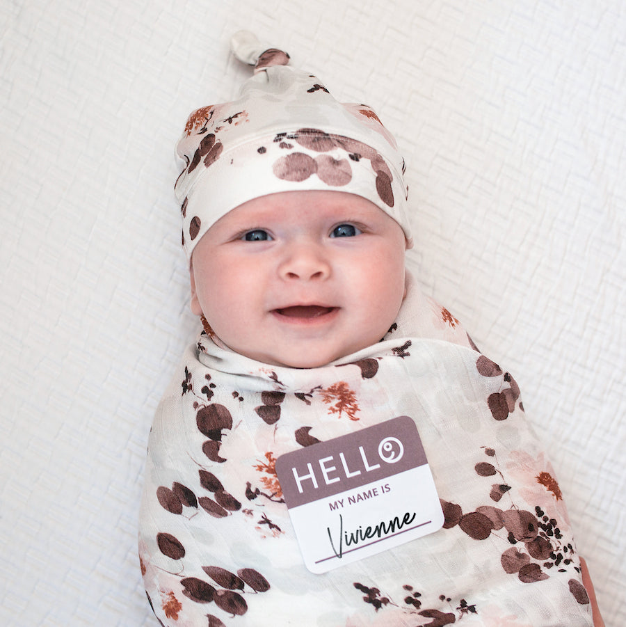 Hello World Newborn Swaddle Set