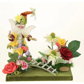 Mark Roberts 2022 Welcome Spring Fairy Figurine, Tablescape, 10"x12"