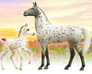 Spotted Wonders | Breyer Model Horse | 62207