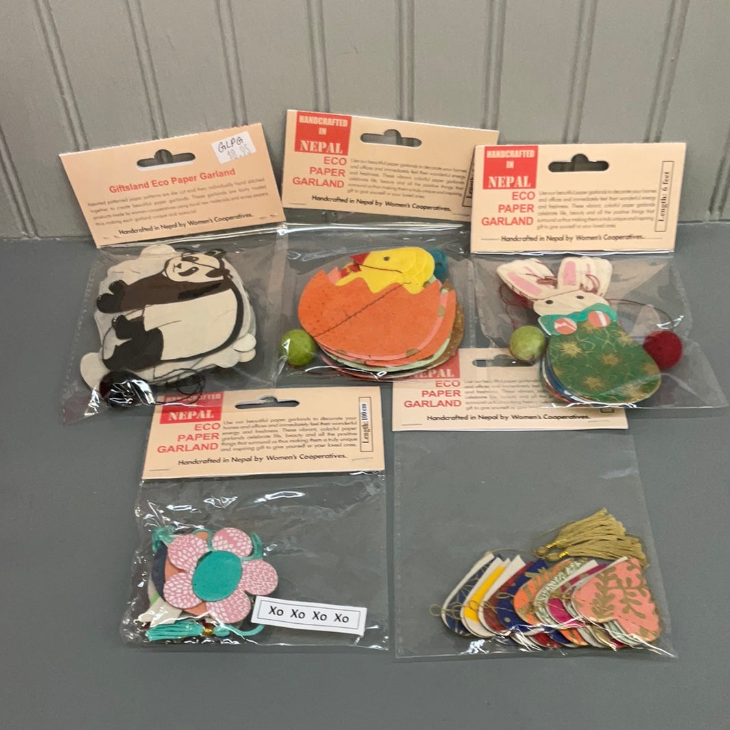 Giftsland Paper Garland