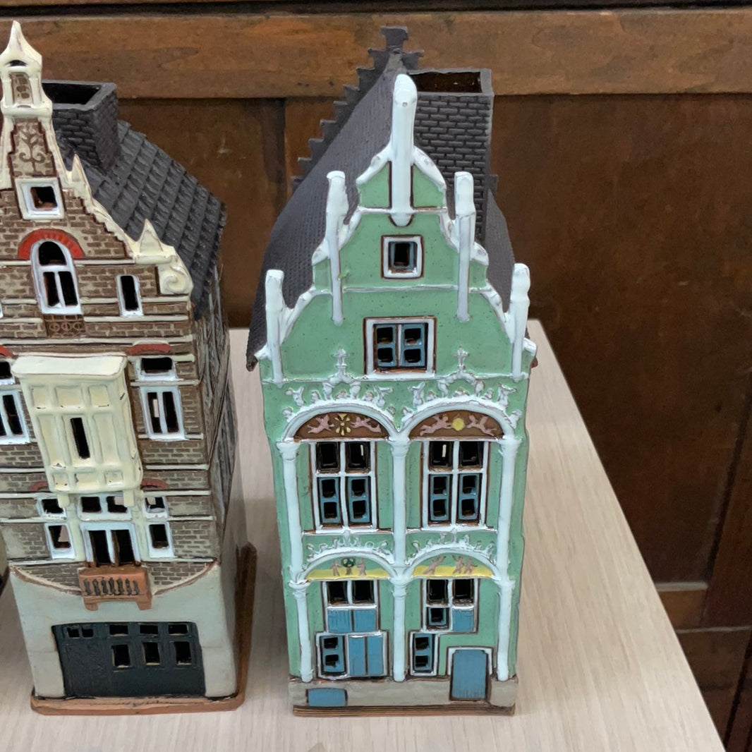 Nordic Dreams Tea Light European Ceramic Buildings