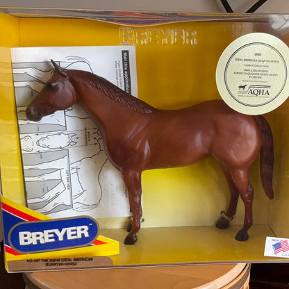 Preowned Breyer Model Horse #497 The AQHA Ideal American Quarter Horse