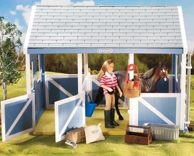 Breyer Classics Stable Feeding Set | 61075