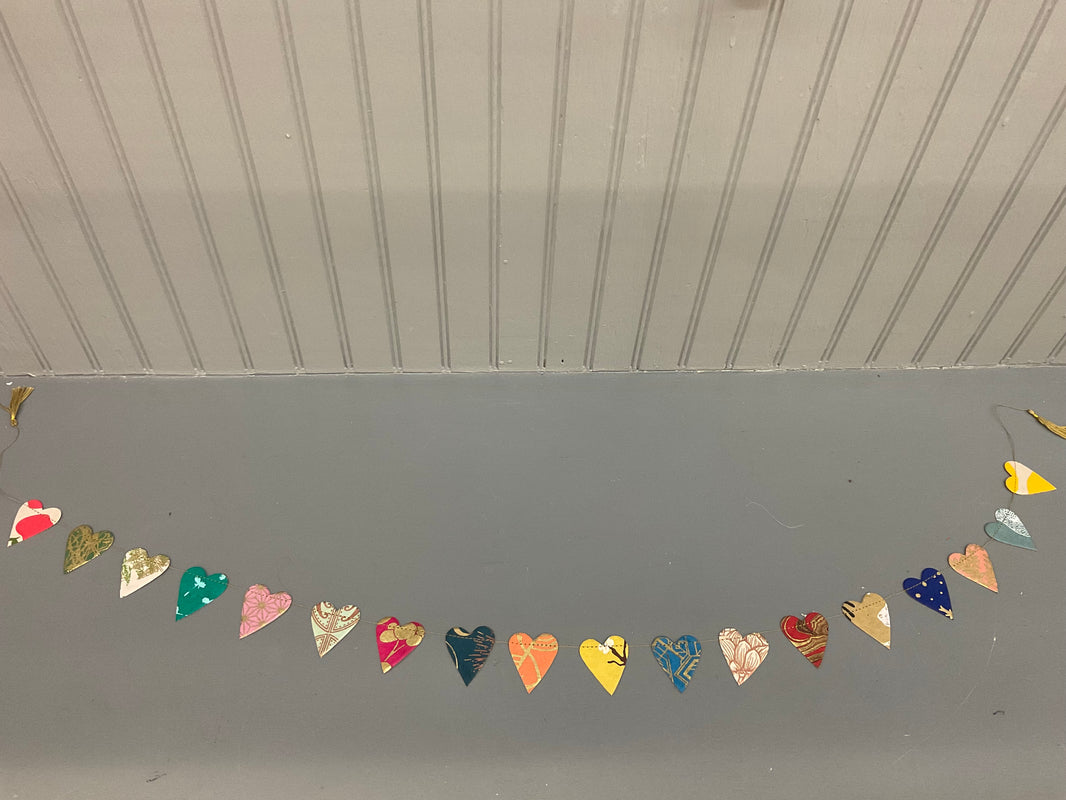 Giftsland Paper Garland