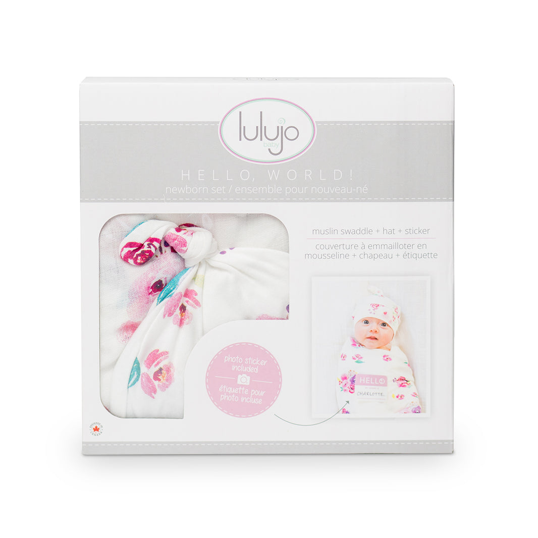 Hello World Newborn Swaddle Set