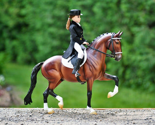 Stoneleigh II Dressage Saddle | Breyer Model Horse | 2465