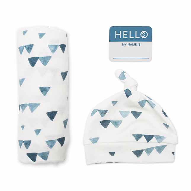 Hello World Newborn Swaddle Set