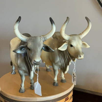 Pre-Owned Breyer Brahma Bull | Breyer Model Animals