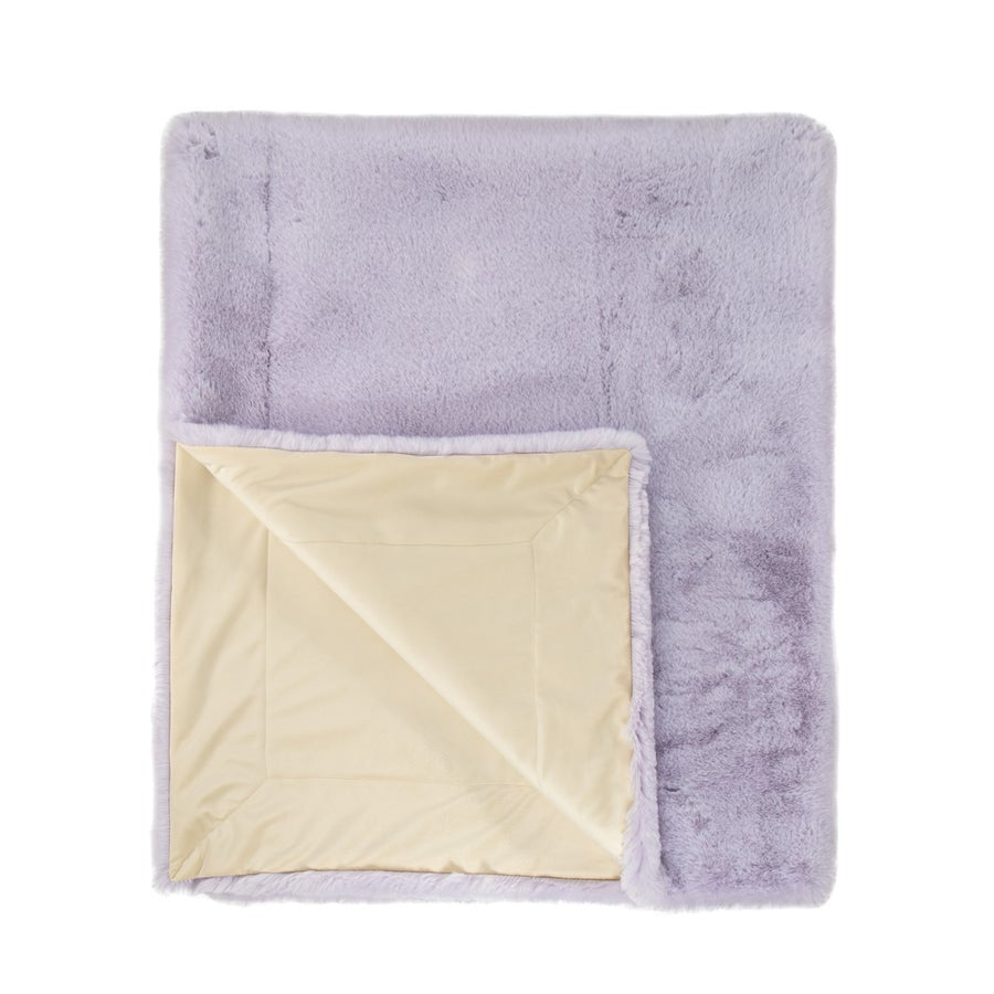 Luxe Soft Lavender Faux Fur Throw
